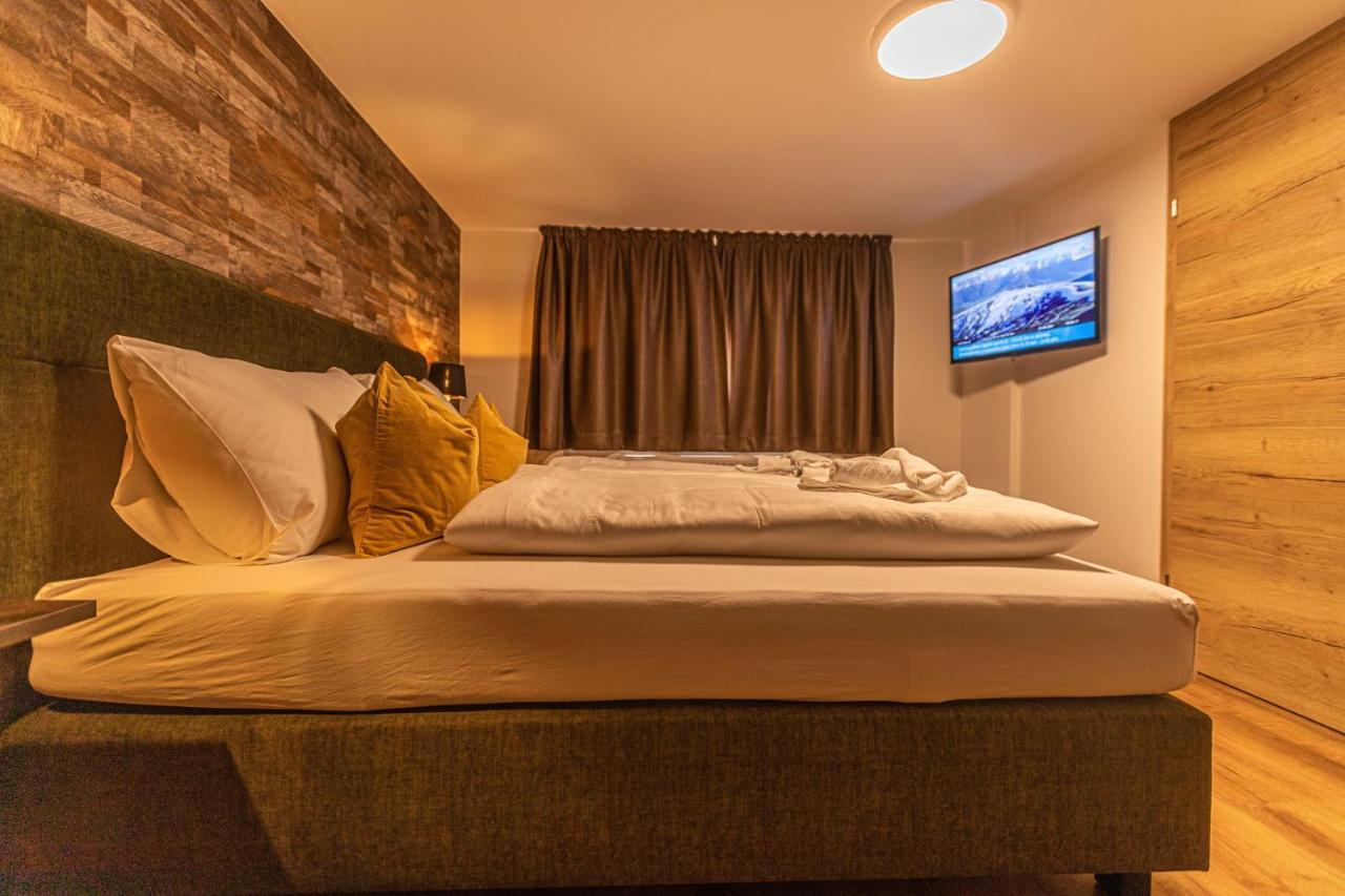 Tevini Boutique Suites By We Rent Zell am See Eksteriør billede