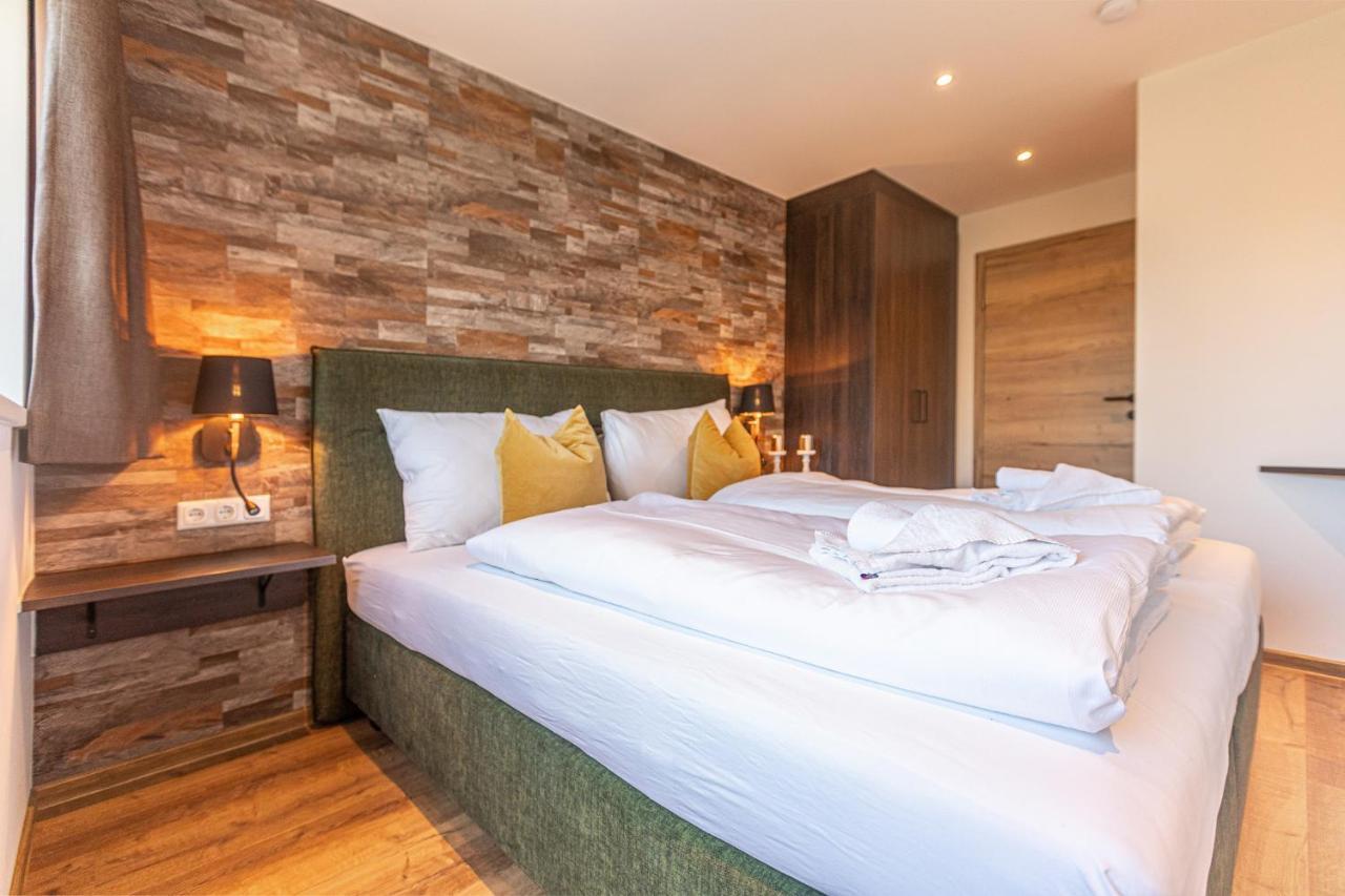 Tevini Boutique Suites By We Rent Zell am See Eksteriør billede