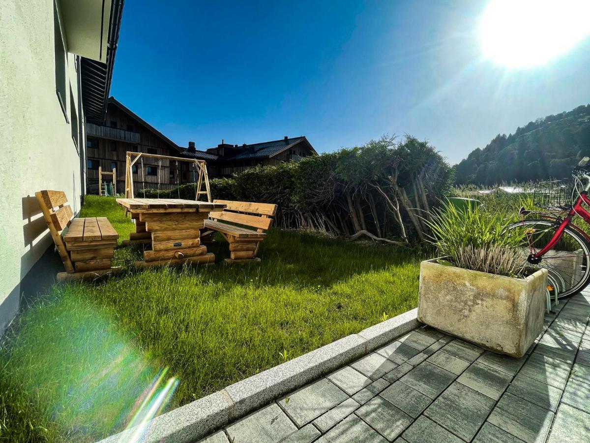 Tevini Boutique Suites By We Rent Zell am See Eksteriør billede