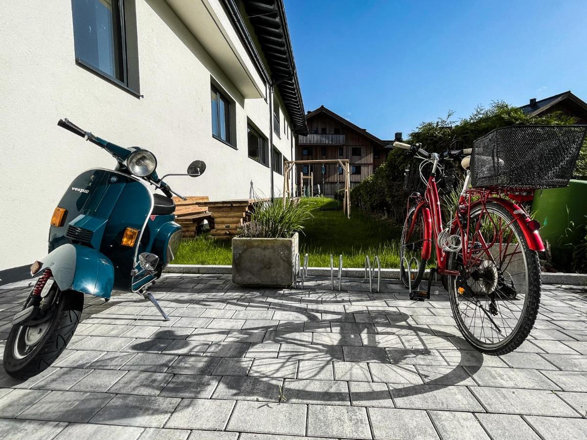Tevini Boutique Suites By We Rent Zell am See Eksteriør billede