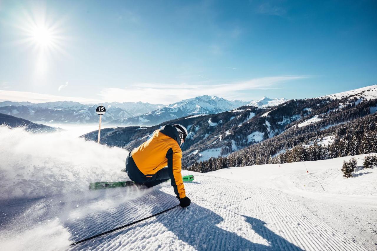 Tevini Boutique Suites By We Rent Zell am See Eksteriør billede