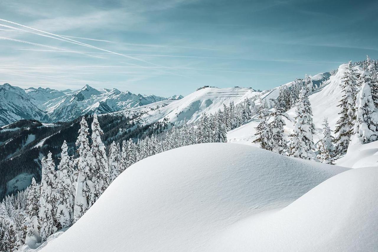 Tevini Boutique Suites By We Rent Zell am See Eksteriør billede