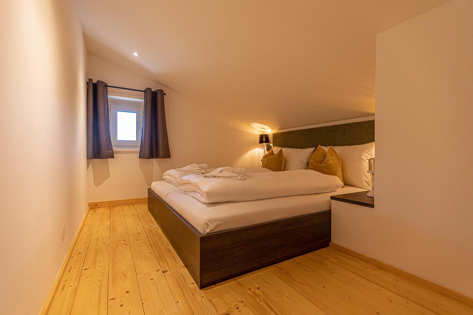 Tevini Boutique Suites By We Rent Zell am See Værelse billede