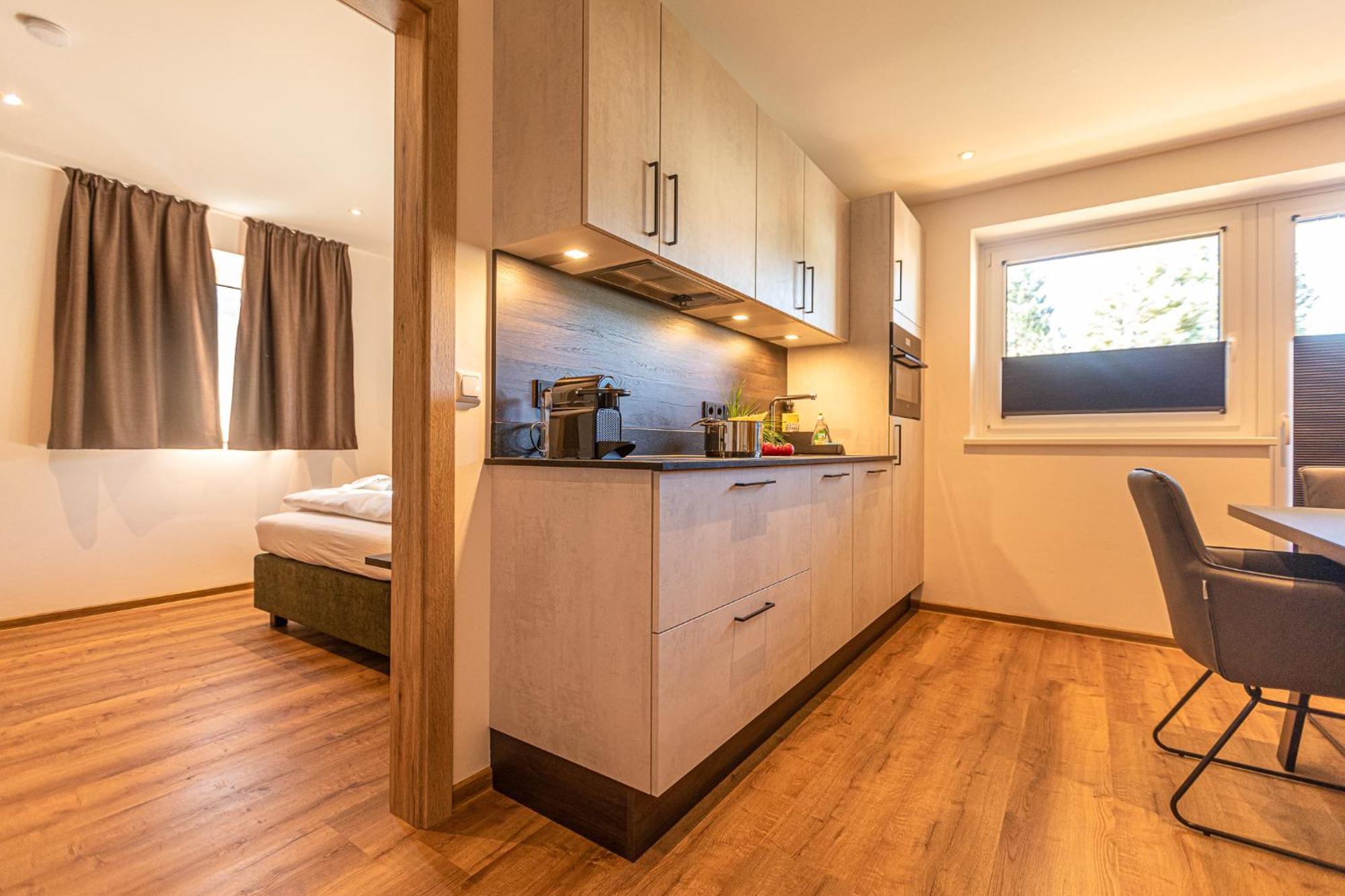 Tevini Boutique Suites By We Rent Zell am See Værelse billede